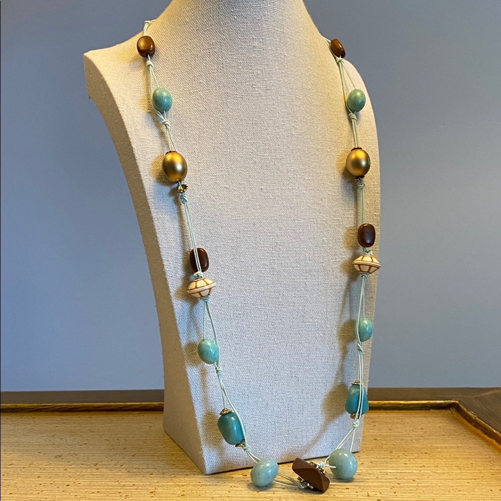 Chic Vintage Natural Gem Beaded Necklace with Blue and Gold Accents
